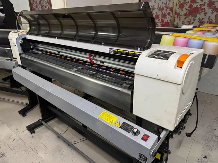Принтер Mutoh RJ900X для сублимационной печати Принтер Mutoh RJ900X для сублимационной печати